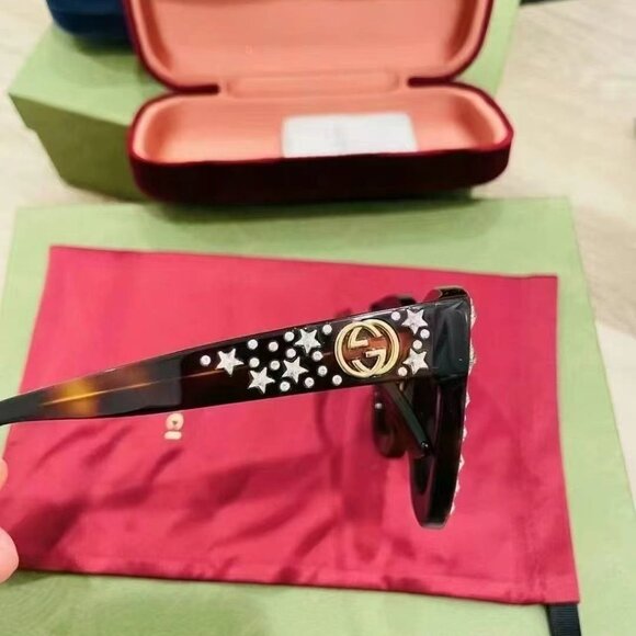 NIB Authentic Gucci Black GG0116S Oversized Sunglasses - Picture 5 of 5